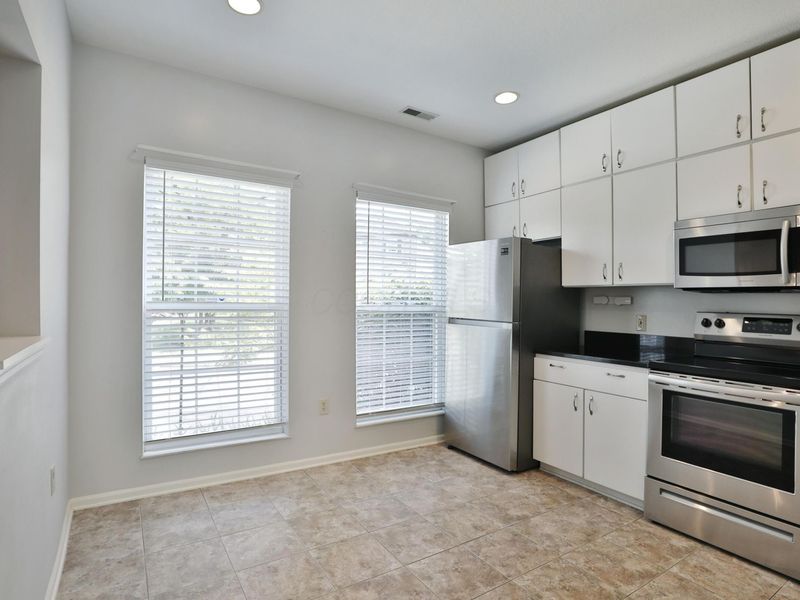 3011 Sunset Drive , Unit F, Columbus, OH 43202 Photo 9