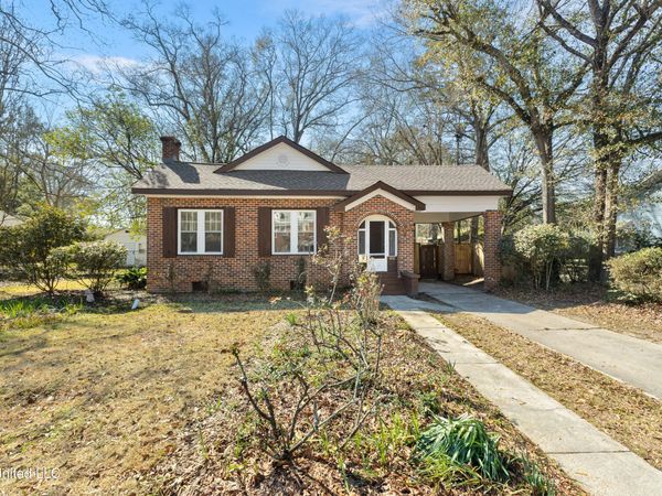 402 8th Avenue, Hattiesburg, MS 39401