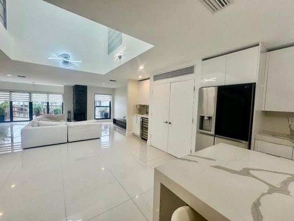 1127 BOCA COVE Lane, Highland Beach, FL 33487