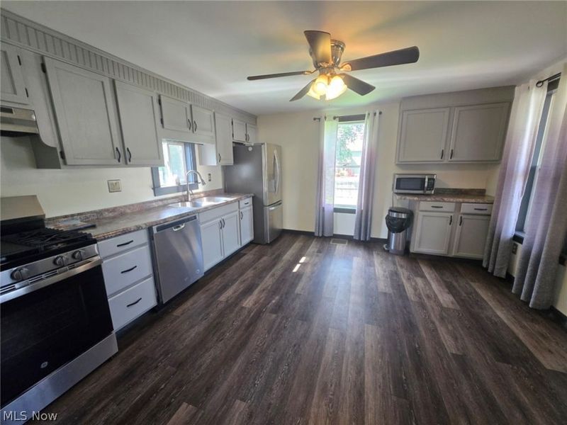 416 W Pennsylvania Avenue, Sebring, OH 44672 Photo 11