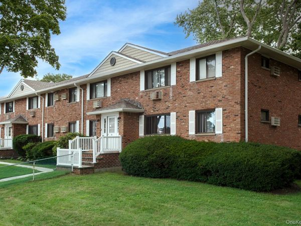 20 Perry Boulevard , Unit 1, Lindenhurst, NY 11757