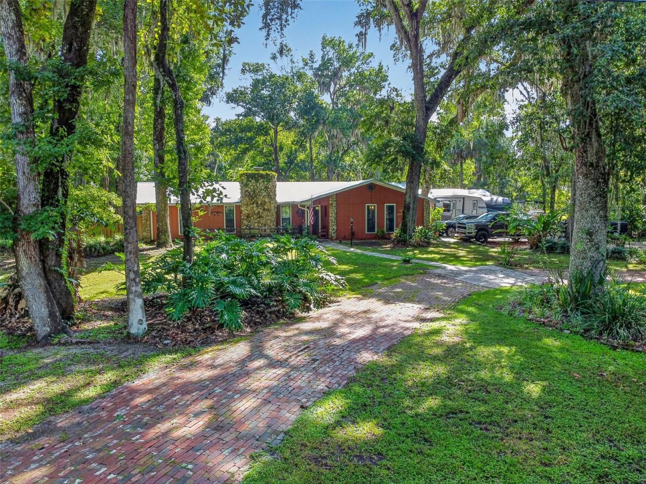 625 Wildwood Drive, New Smyrna Beach, FL 32168 Photo