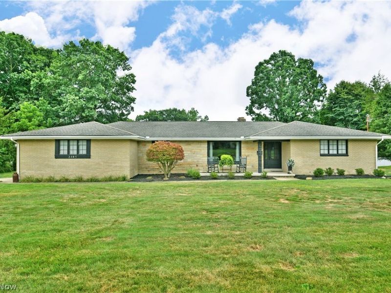 2387 Country Lane, Poland, OH 44514 Photo 1
