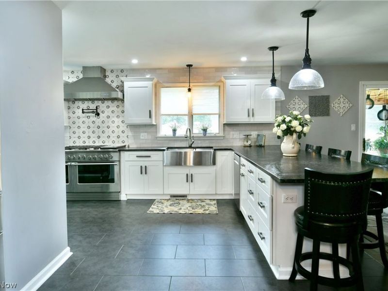 2387 Country Lane, Poland, OH 44514 Photo 9
