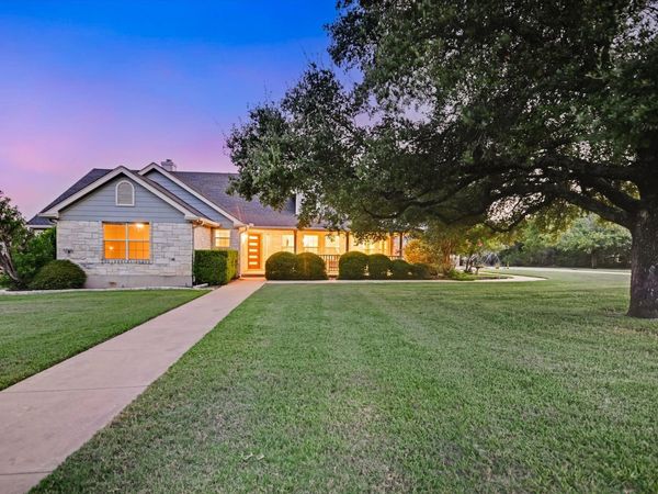 106 Lakeview LN, Georgetown, TX 78633