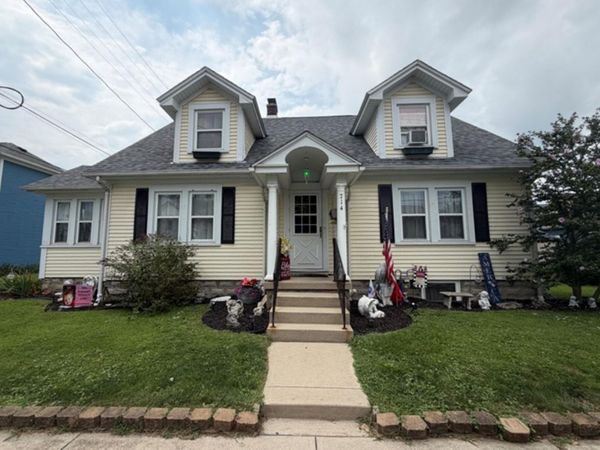 714 N College Street, Piqua, OH 45356