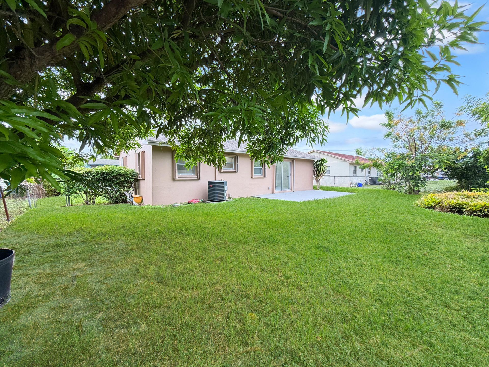 2030 NE 1st Lane, Boynton Beach, FL 33435 Photo
