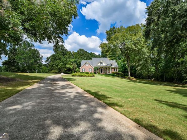 105 Meadow Trail, Social Circle, GA 30025