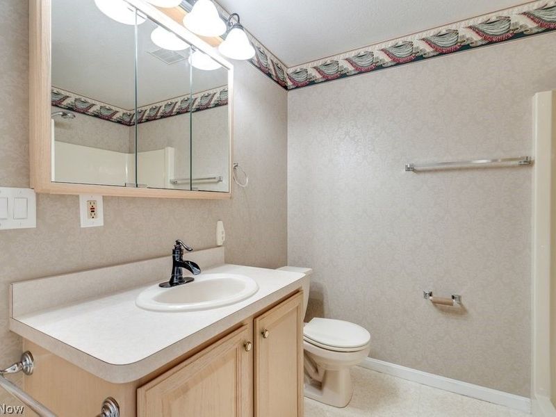 4505 Oakhill Boulevard, Lorain, OH 44053 Photo 37