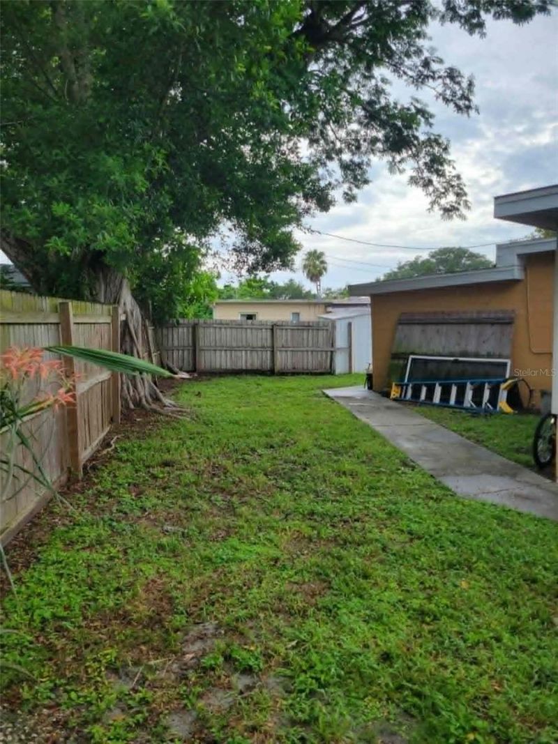 8446 Waverly Road N, Saint Petersburg, FL 33702 Photo