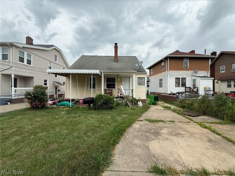 9512 Dorothy Avenue , Garfield Heights, OH 44125 Photo 4