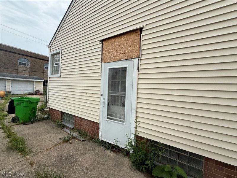 9512 Dorothy Avenue , Garfield Heights, OH 44125 Photo 7