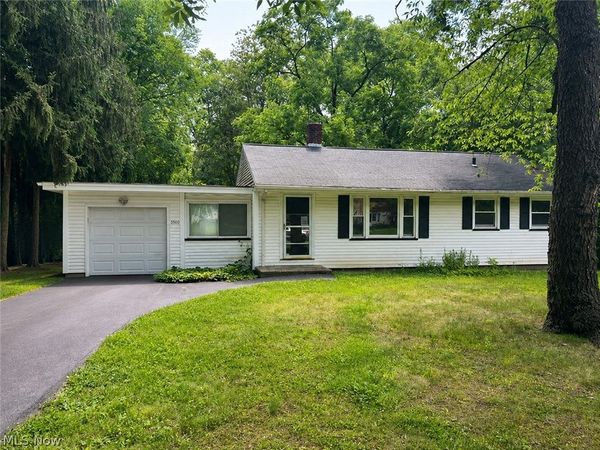 5567 Valley Lane , Solon, OH 44139