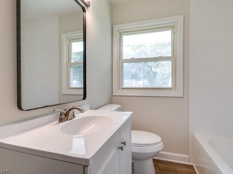 5567 Valley Lane, Solon, OH 44139 Photo 13