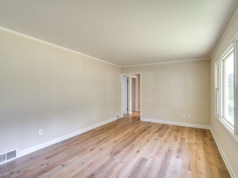 5567 Valley Lane, Solon, OH 44139 Photo 6