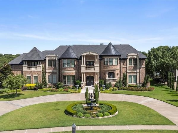 209 Crystal Court, Heath, TX 75032