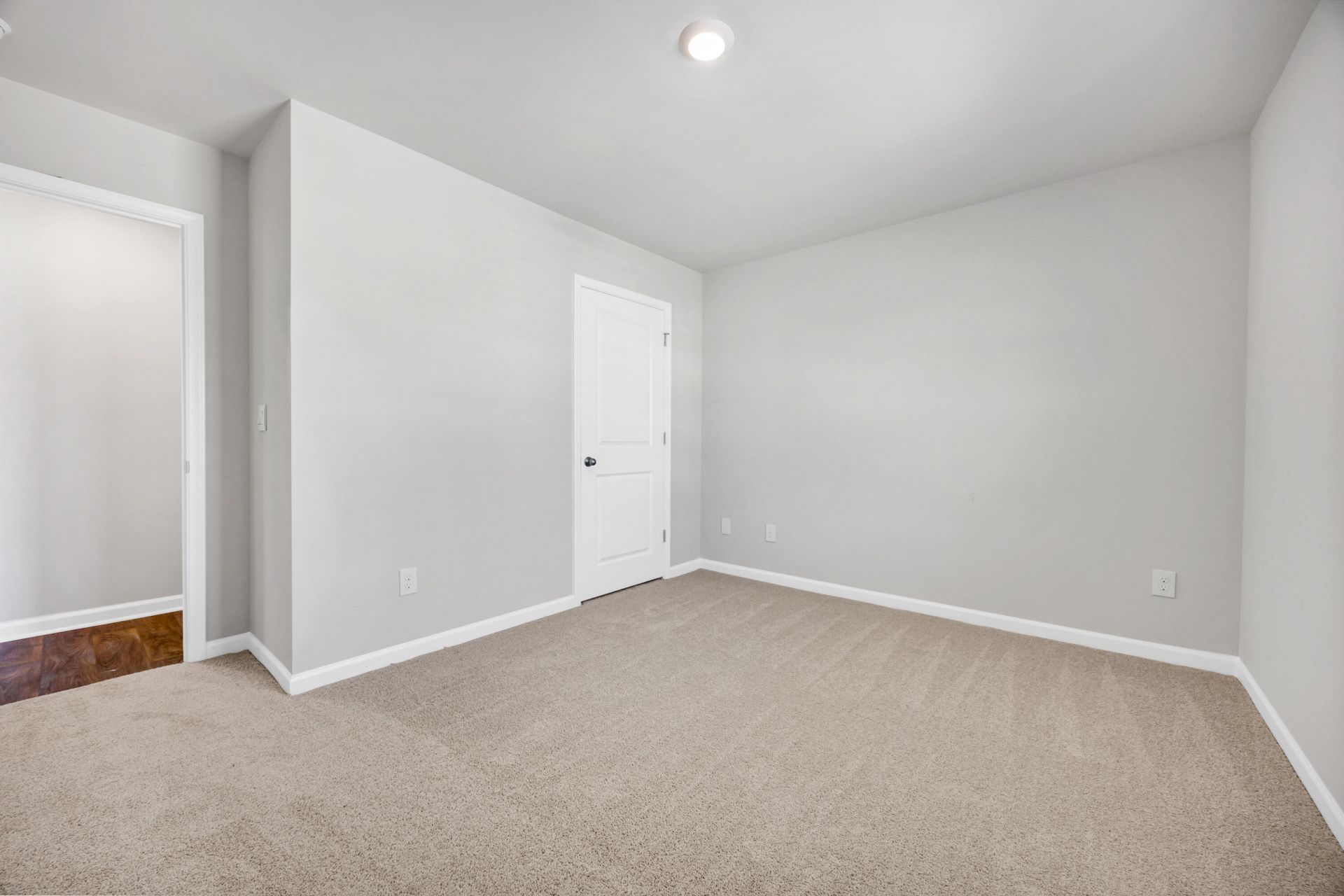 116 Hale Road Photo 22