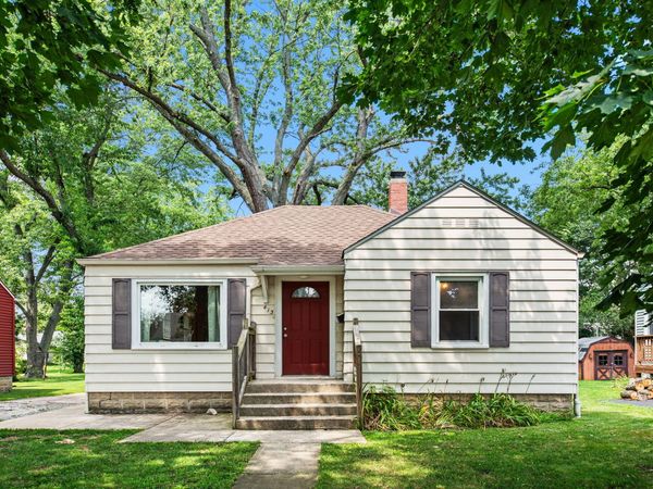413 Mckinley Street , Valparaiso, IN 46383
