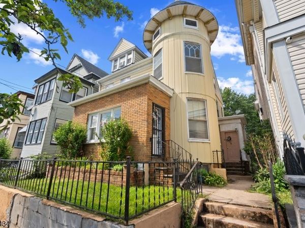 239 17Th Ave, Paterson, NJ 07504