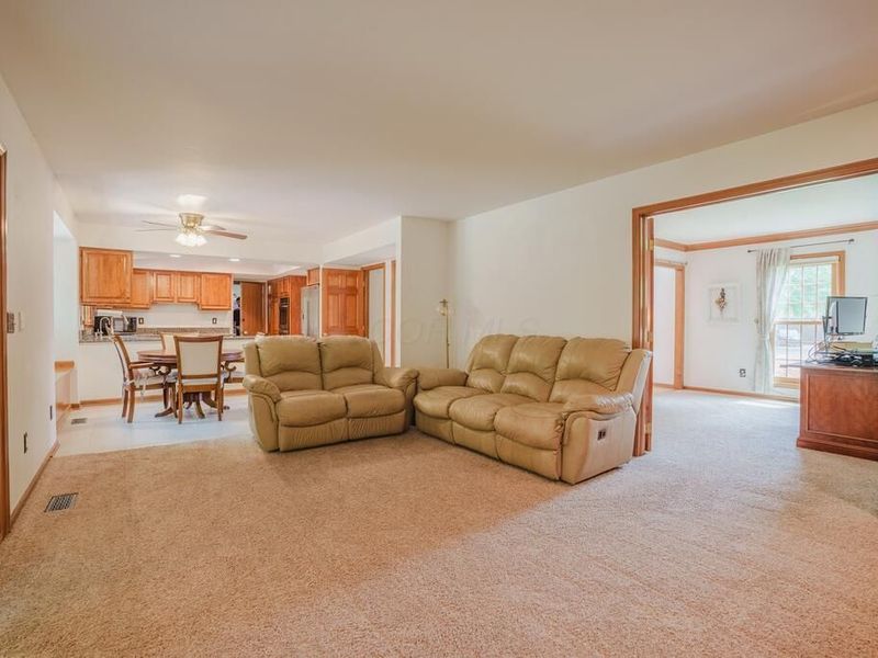 9520 Camelot Street NW, Pickerington, OH 43147 Photo 28