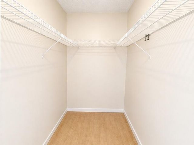 400 Village Green Circle W, Unit 205, Palm Springs, FL 33461 Photo