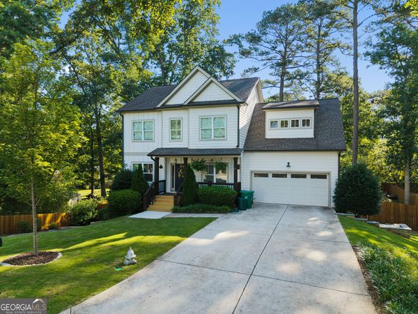 859 East Avenue, Scottdale, GA 30079