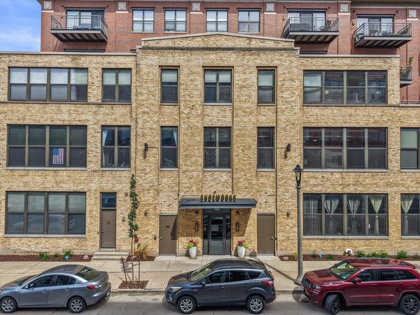 1924 N Hubbard STREET, Unit 203, Milwaukee, WI 53212