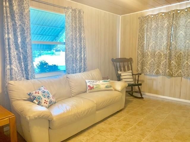 579 Beach Road, Islamorada, FL 33070 Photo