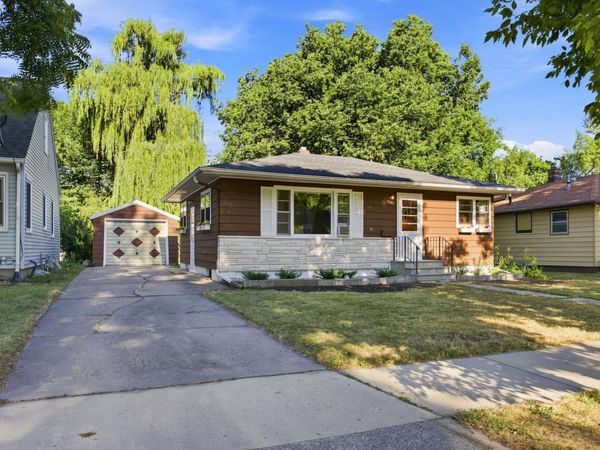 1507 14th Street S, Fargo, ND 58103