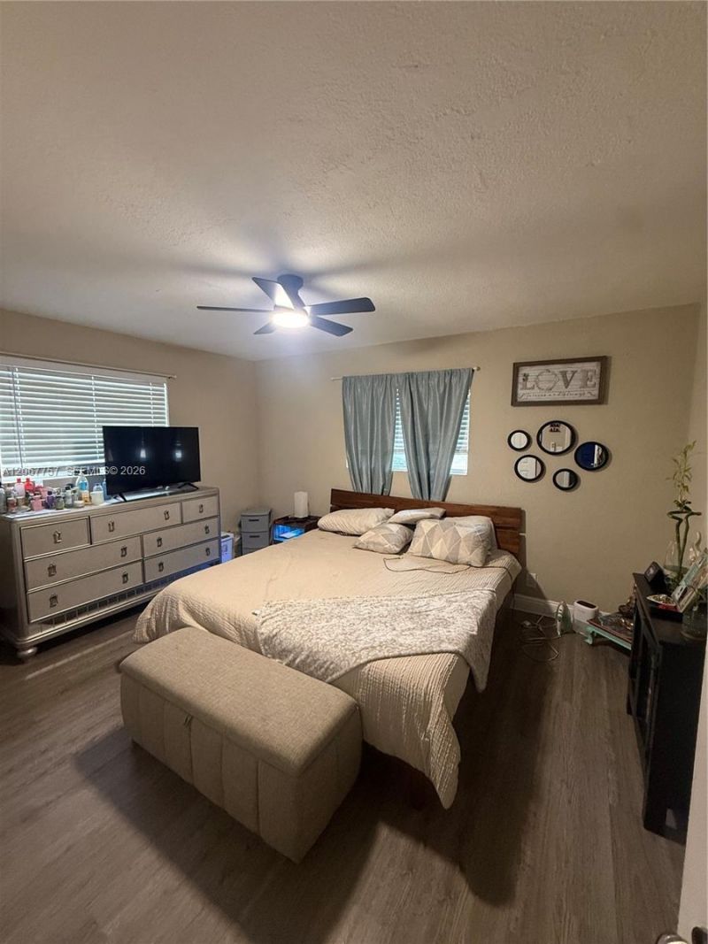 2411 Wiley St, Hollywood, FL 33020 Photo