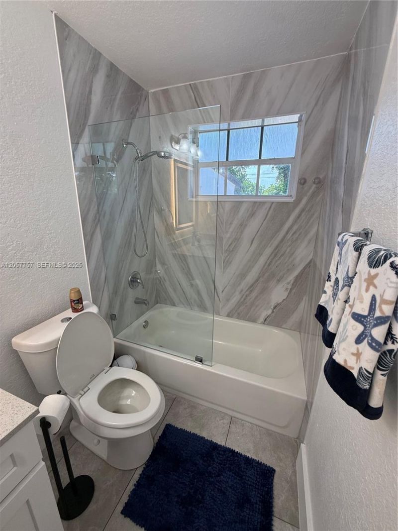 2411 Wiley St, Hollywood, FL 33020 Photo