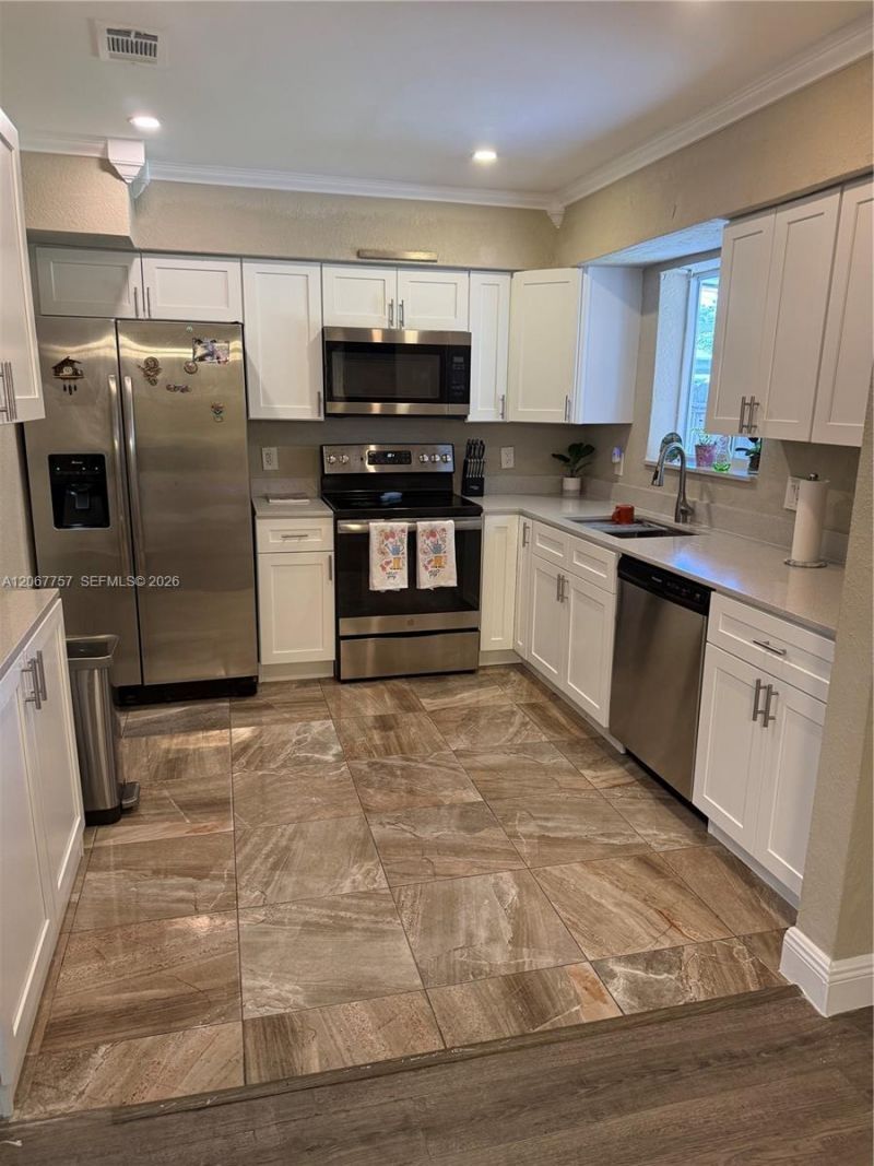 2411 Wiley St, Hollywood, FL 33020 Photo