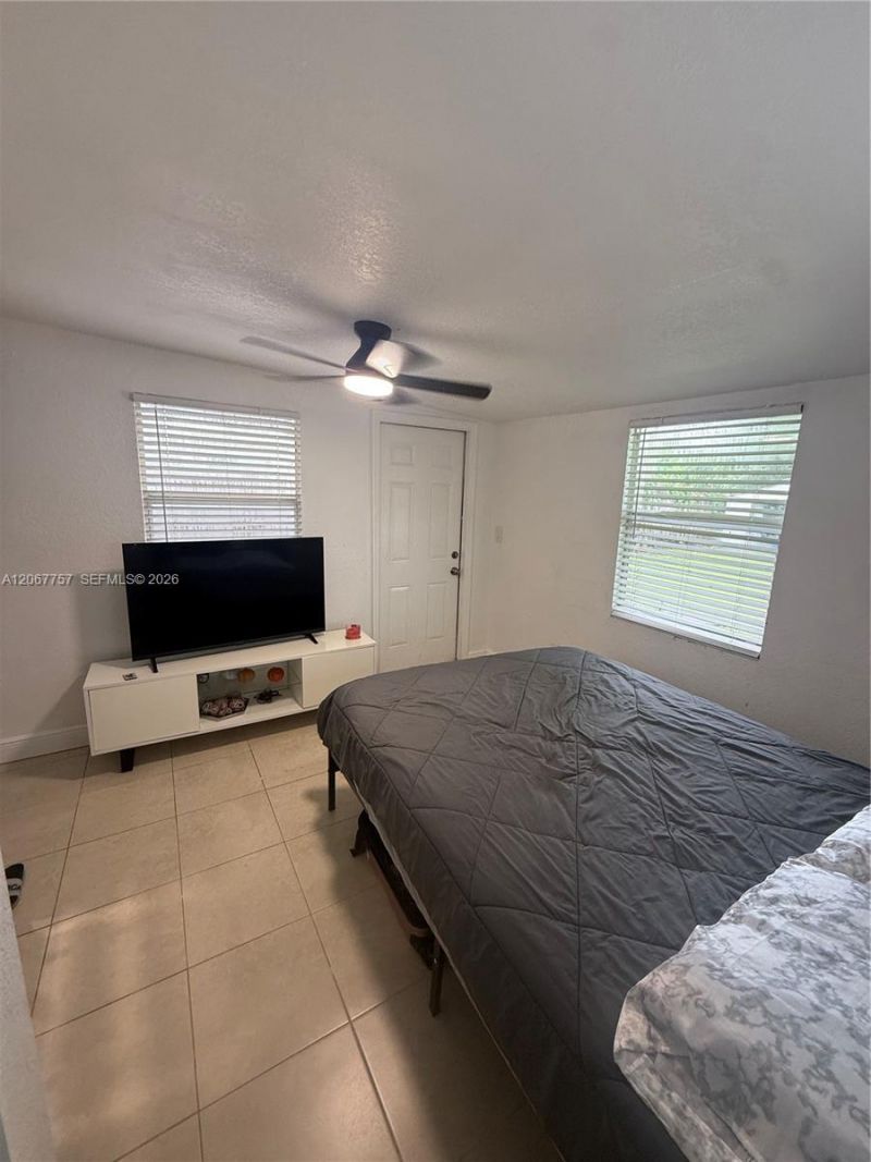2411 Wiley St, Hollywood, FL 33020 Photo