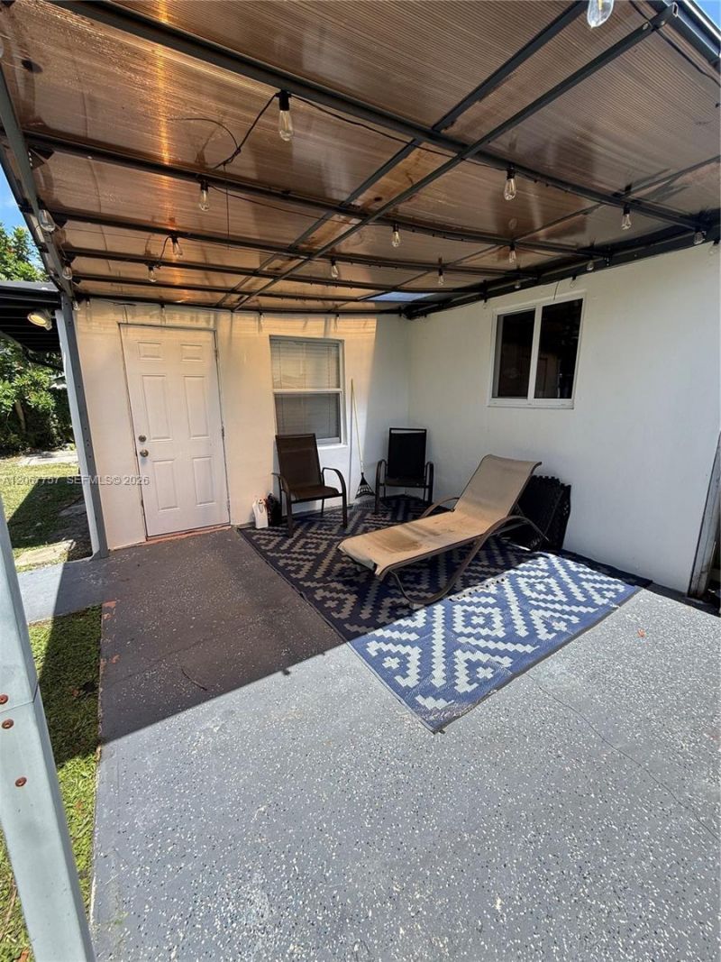 2411 Wiley St, Hollywood, FL 33020 Photo