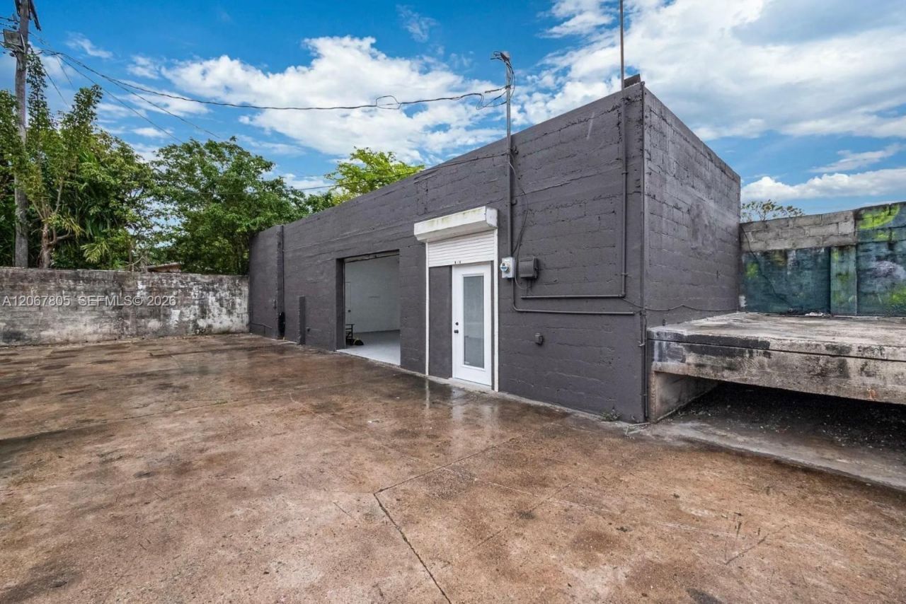 4647 NW 17th Ave, Miami, FL 33142 Photo
