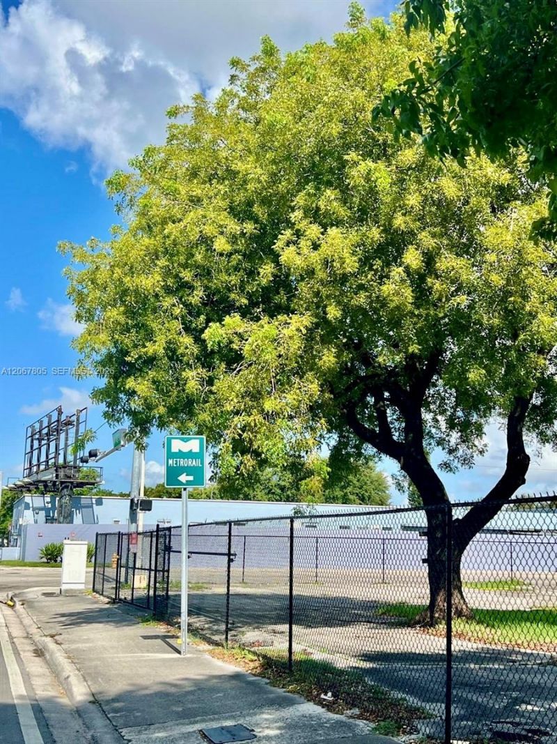 4647 NW 17th Ave, Miami, FL 33142 Photo