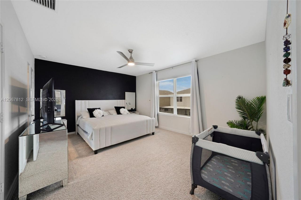 572 NE 6th Pl, Homestead, FL 33034 Photo