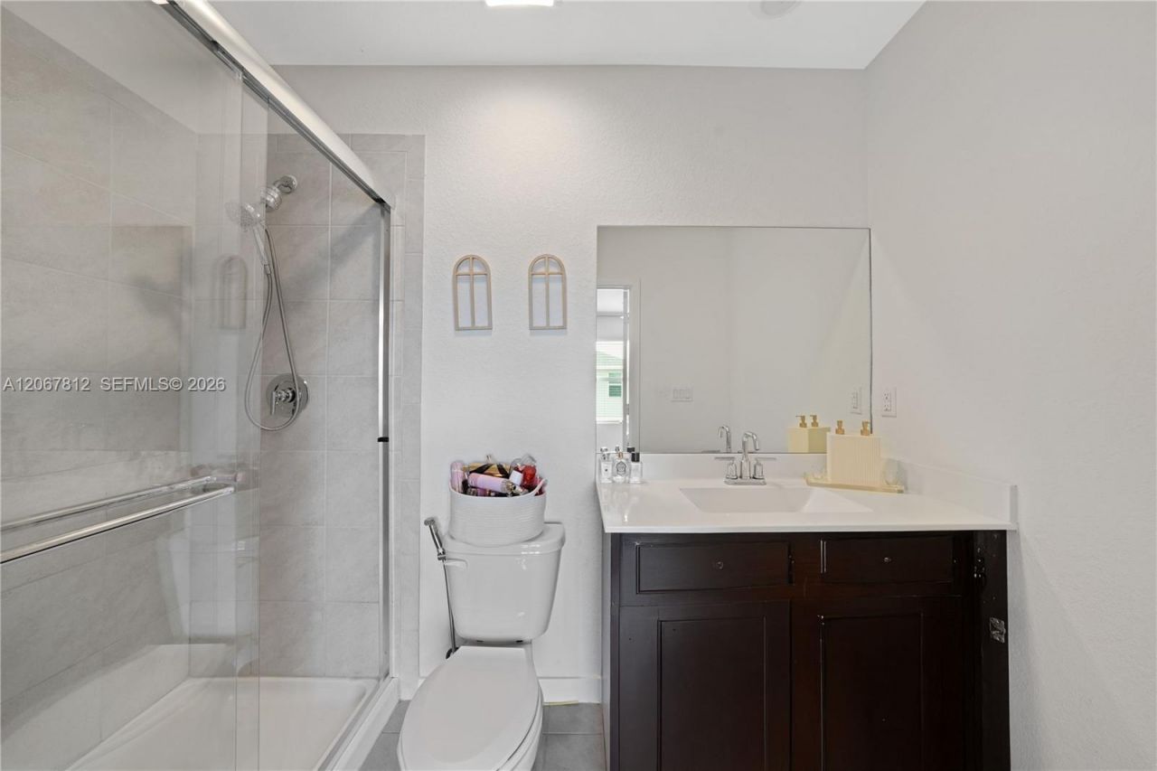 572 NE 6th Pl, Homestead, FL 33034 Photo