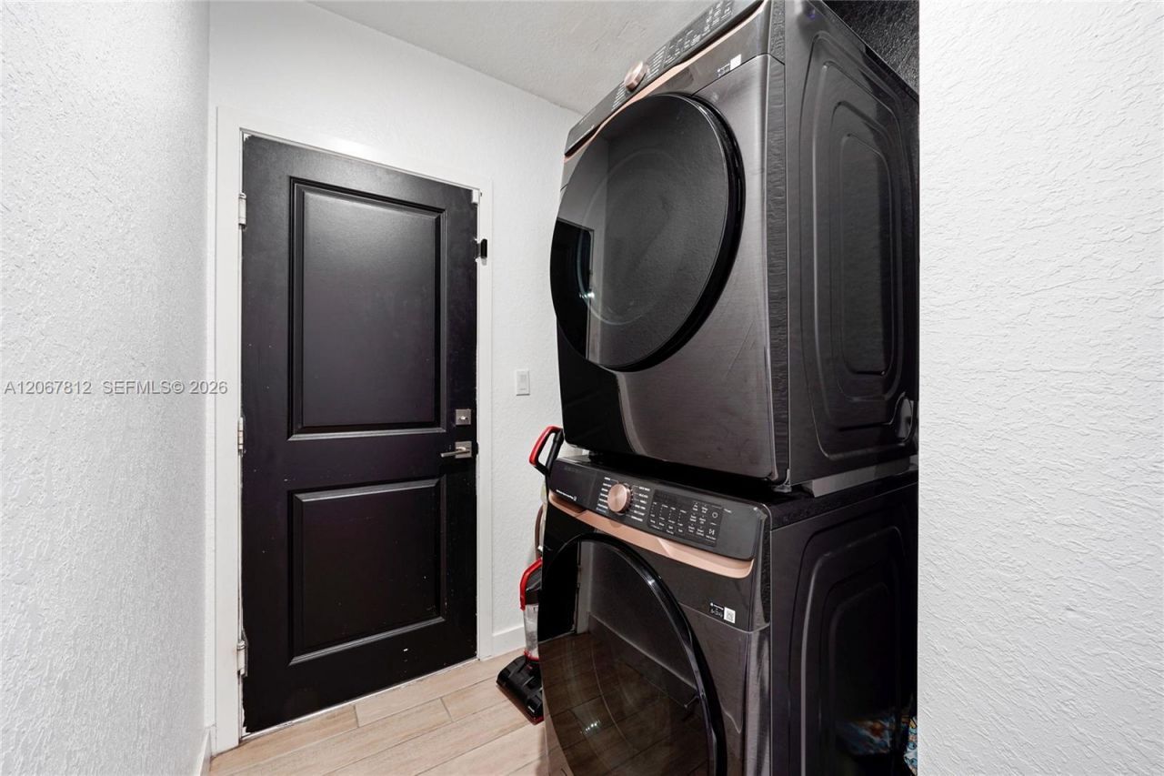 572 NE 6th Pl, Homestead, FL 33034 Photo