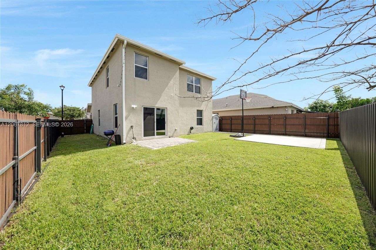 572 NE 6th Pl, Homestead, FL 33034 Photo