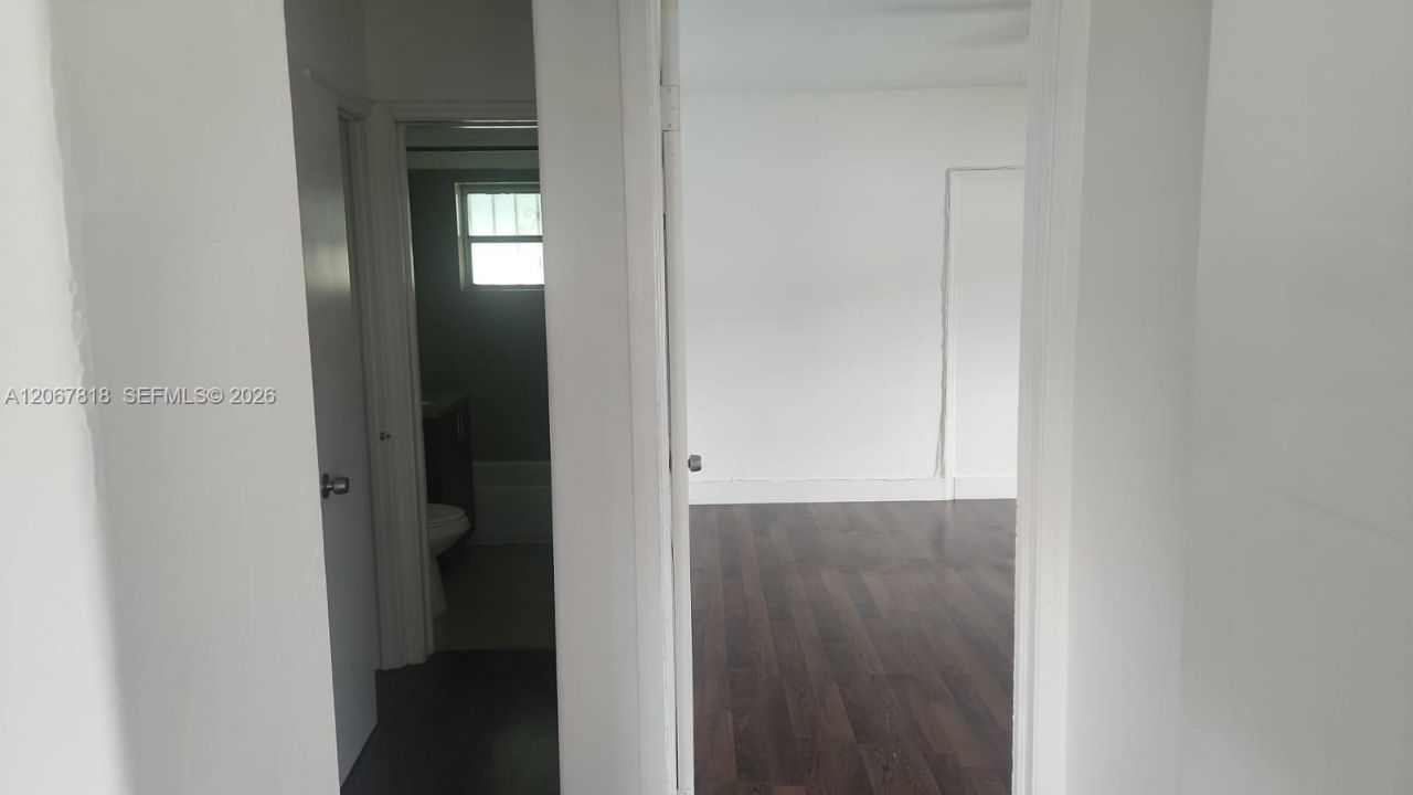 428 NE 82nd St , Unit 4E, Miami, FL 33138 Photo