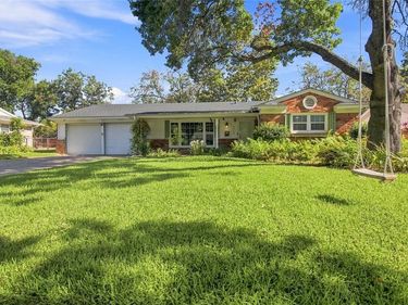3552 Wosley Drive, Fort Worth, TX 76133