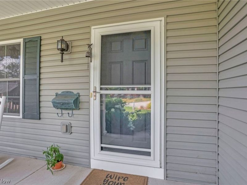 22 Garfield Avenue , New Concord, OH 43762 Photo 5