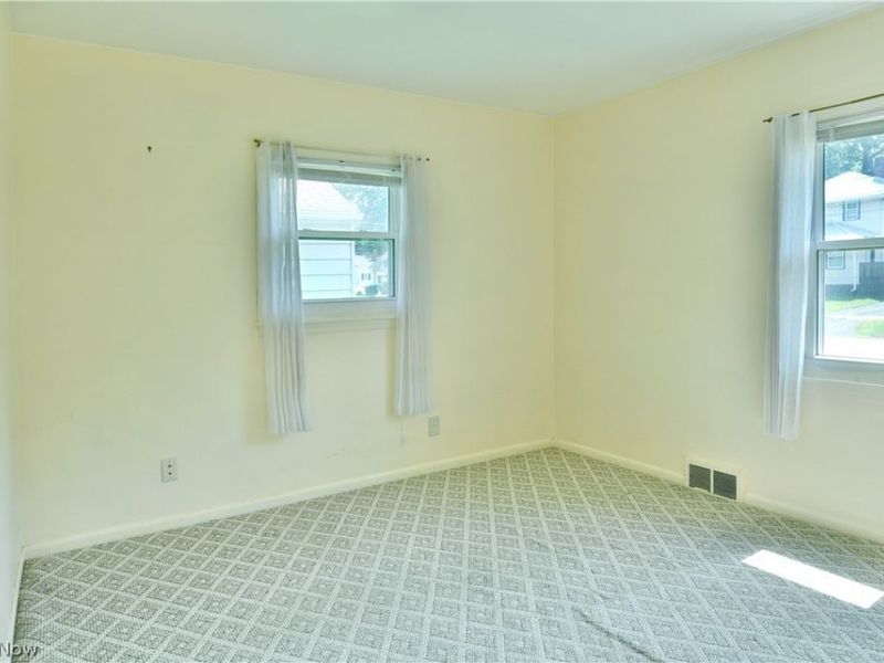 1384 Meadowbrook Avenue SE, Warren, OH 44484 Photo 15