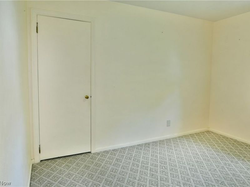1384 Meadowbrook Avenue SE, Warren, OH 44484 Photo 35