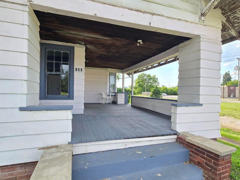 132 Portland Way S, Galion, OH 44833 Photo 2