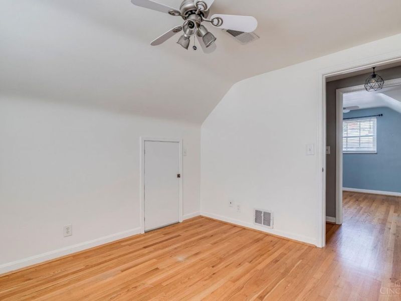 4037 Paxton Avenue, Cincinnati, OH 45209 Photo 28