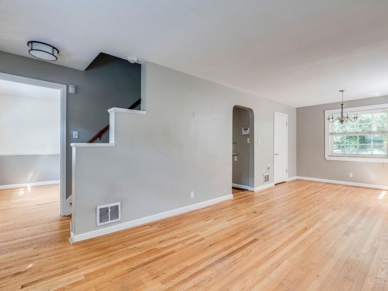 4037 Paxton Avenue, Cincinnati, OH 45209 Photo 4