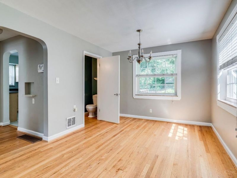 4037 Paxton Avenue, Cincinnati, OH 45209 Photo 7