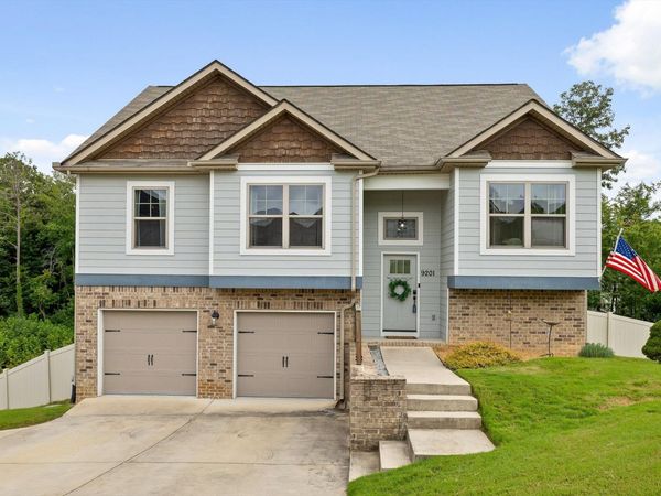 9201 Pamper Lane, Hixson, TN 37343